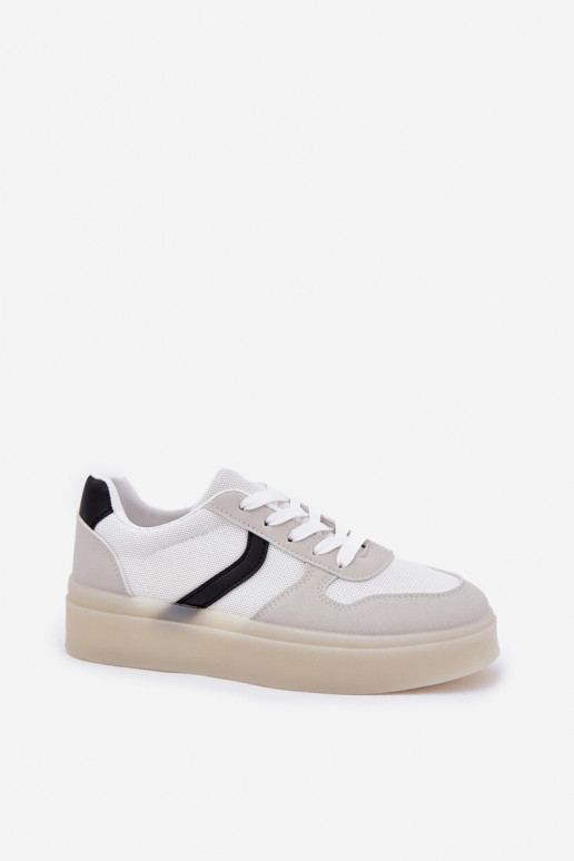 Basso Scarpe modello sneakers Femminile con una piattaforma Colore bianco Telmira