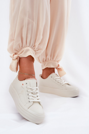 Scarpe per il tempo libero con una piattaforma in ecopelle Big Star RR274A297 colore avorio