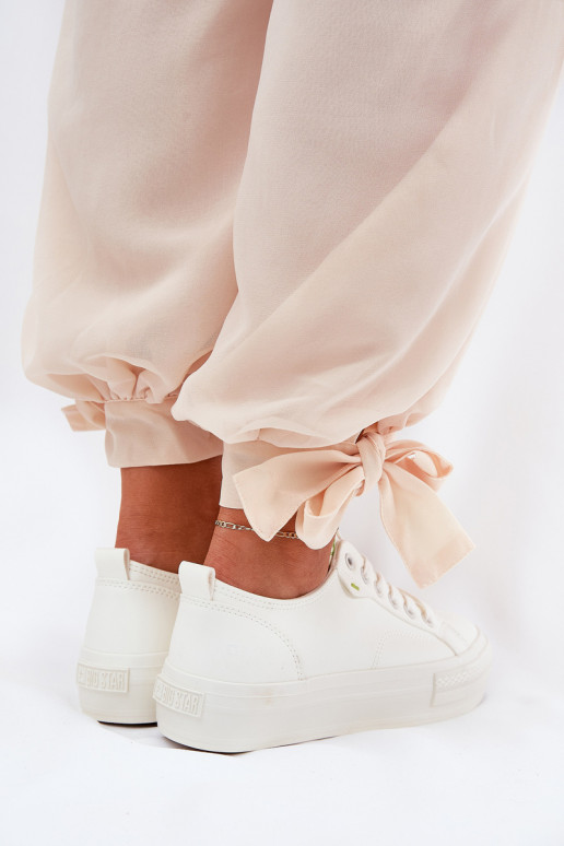 Scarpe per il tempo libero con una piattaforma in ecopelle Big Star RR274A295 Colore bianco