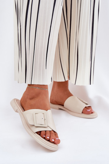 Pantofole in pelle Femminile con fibbie D&A SJ2302-01 beige 2