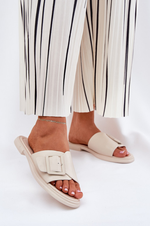 Pantofole in pelle Femminile con fibbie D&A SJ2302-01 beige