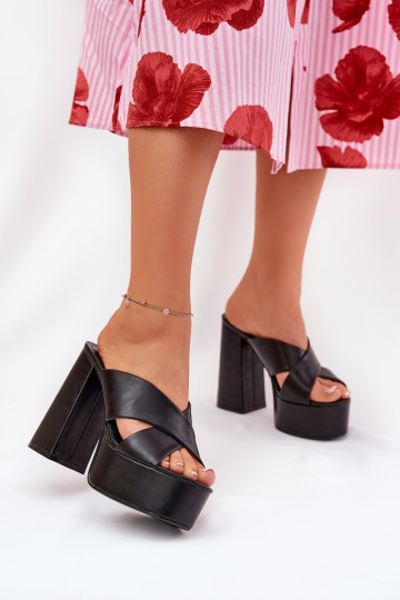 Pantofole da donna con una piattaforma I Documentazione colore nero Lenobos 2