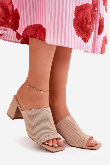 Pantofole da donna con i tacchi Typu Słupek beige INenilan