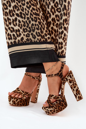 Sandali donna con tacco alto e piattaforma con motivo in pelliccia di leopardo color marrone Jovenes 2