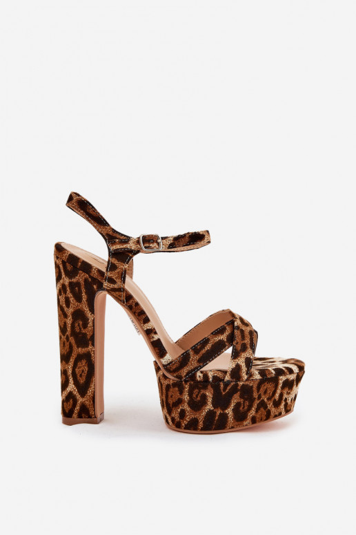 Sandali da donna In un posto alto e piattaforma con motivi di pelliccia di leopardo colore marrone Jovenes