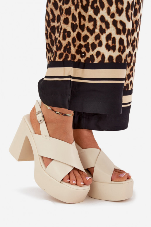 Sandali con tacco alto da donna e piattaforma in ecopelle colore avorio Annavin