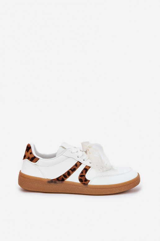 Basso Scarpe modello sneakers Femminile con pizzo con motivi di pelliccia di leopardo Colore bianco Zielle