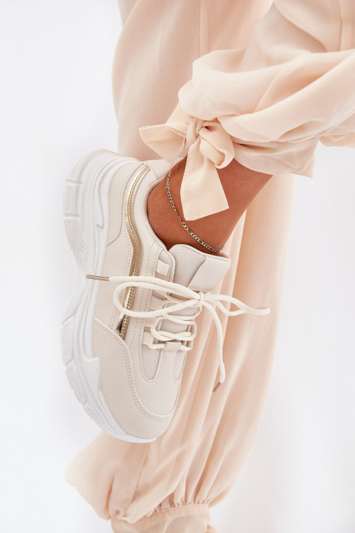 Scarpe modello sneakers scarpe da ginnastica Femminile Su una suola spessa beige Lerila