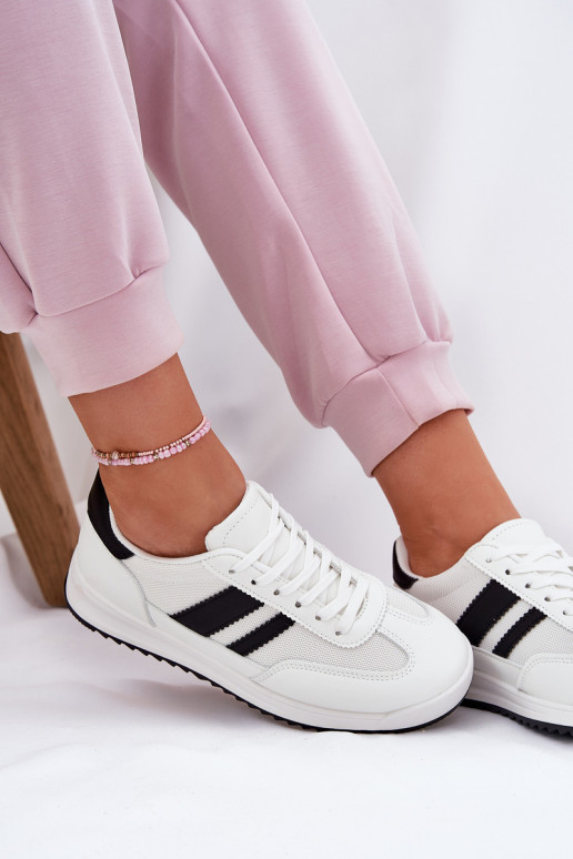 Scarpe modello sneakers Femminile Z in ecopelle scamosciatau Colore bianco Deverinils Scarpe modello sneakers Femminile Z in ecopelle scamosciatau Colore bianco Deverinils