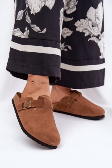 pantofole in pelle scamosciata Zoccoli Femminile con fibbie Big Star RR274A387 colore marrone 2