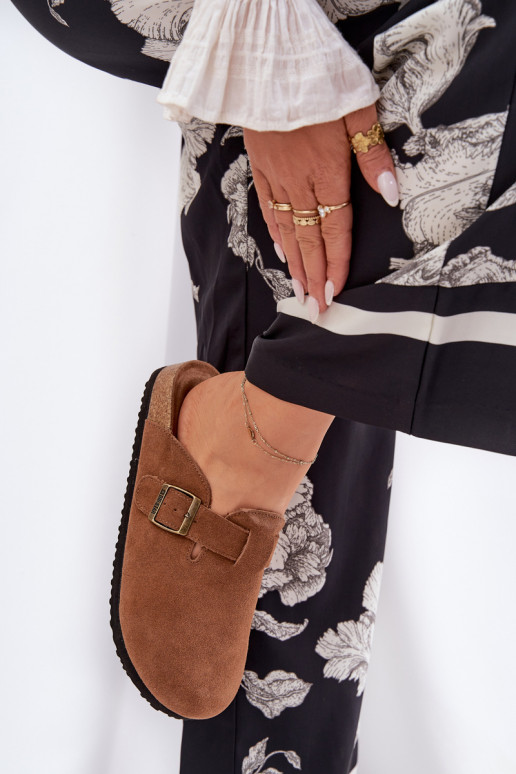 pantofole in pelle scamosciata Zoccoli Femminile con fibbie Big Star RR274A387 colore marrone pantofole in pelle scamosciata Zoccoli Femminile con fibbie Big Star RR274A387 colore marrone