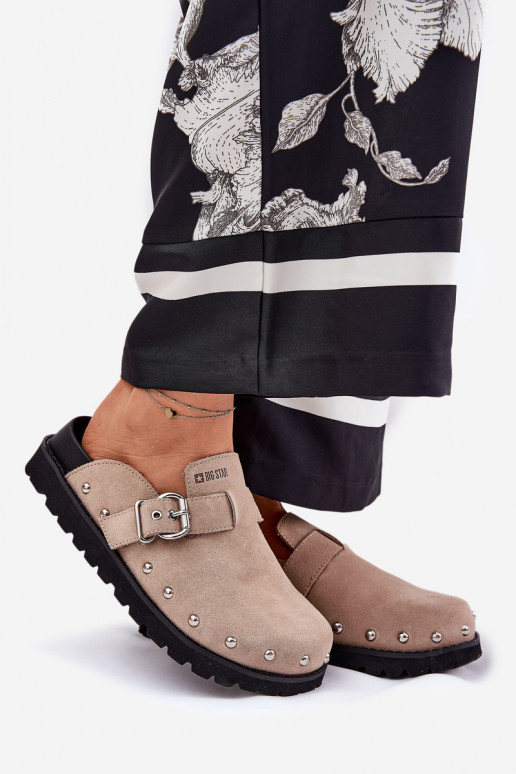 pantofole in pelle scamosciata Zoccoli Femminile con una piattaforma Big Star RR274A376 beige