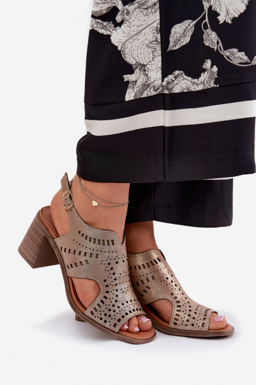 con elementi traforati Sandali con tacco alto da donna colore dorato Tosine