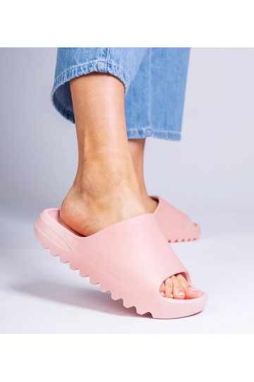 Infradito rosa in gomma... 2