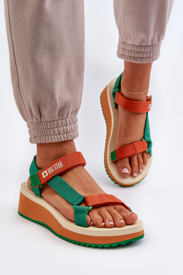 Sandali da donna con una piattaforma I Koturnie Big Star NN274A053 verde-colore arancione 2