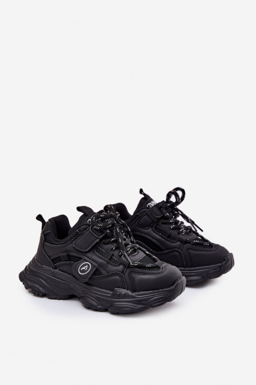 Scarpe modello sneakers Infantile con una piattaforma colore nero Hanomess Scarpe modello sneakers Infantile con una piattaforma colore nero Hanomess