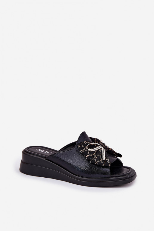 Pantofole da donna Su un cuneo con nastri colore nero Moonzella