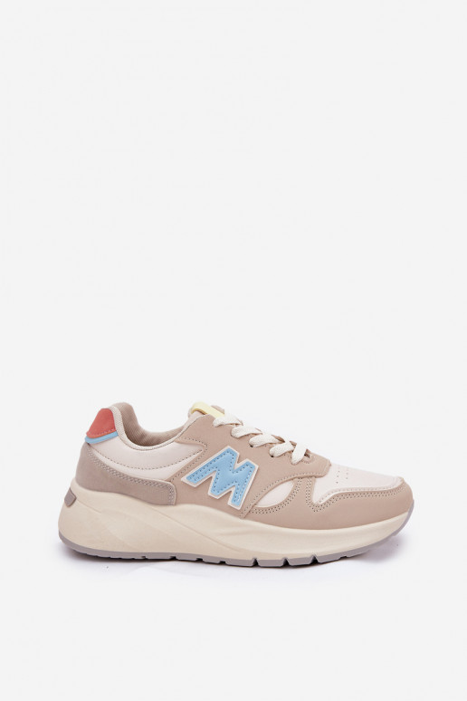 Scarpe modello sneakers Femminile con una piattaforma beige Tenanela Scarpe modello sneakers Femminile con una piattaforma beige Tenanela