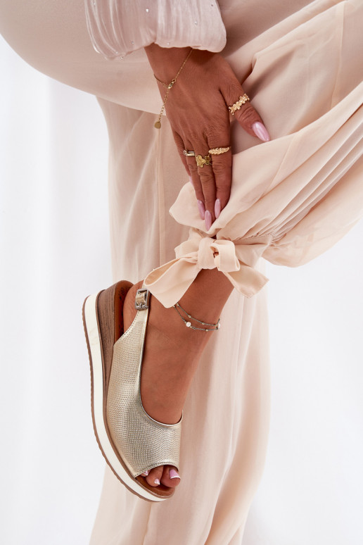 Pelle Sandali con plateau Artiker 56C2312 colore dorato Pelle Sandali con plateau Artiker 56C2312 colore dorato