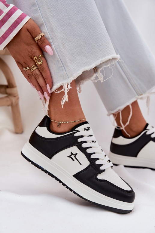 Scarpe modello sneakers Femminile Big Star RR274A240 HI-POLY SYSTEM Bianco-colore nero Scarpe modello sneakers Femminile Big Star RR274A240 HI-POLY SYSTEM Bianco-colore nero