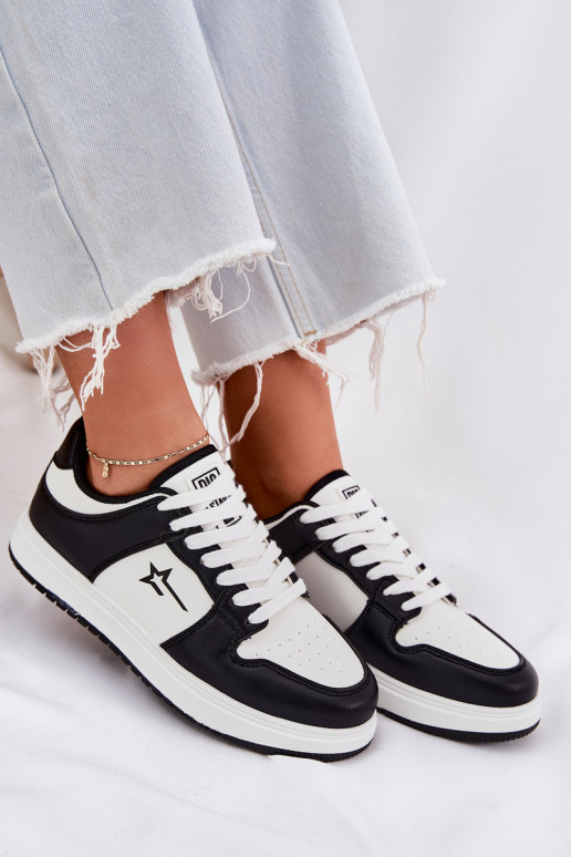 Scarpe modello sneakers Femminile Big Star RR274A240 HI-POLY SYSTEM Bianco-colore nero Scarpe modello sneakers Femminile Big Star RR274A240 HI-POLY SYSTEM Bianco-colore nero