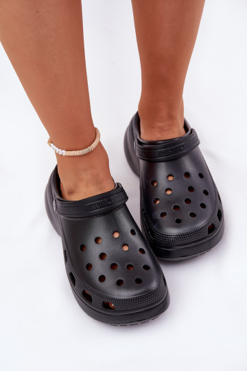 Ciabatte leggere da donna con suola massiccia alla moda Big Star RR274A118 color nero
