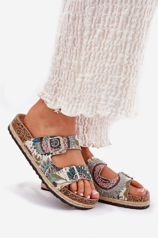 Elegantellato Pantofole da donna con una piattaforma con fibbie Lee Cooper LCIN-25-35-3483L Colori differenti Elegantellato Pantofole da donna con una piattaforma con fibbie Lee Cooper LCIN-25-35-3483L Colori differenti