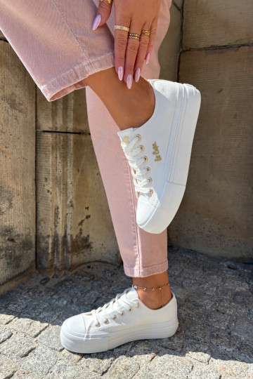 Scarpe per il tempo libero con una piattaforma Lee Cooper LCIN-25-02-3289 Colore bianco
