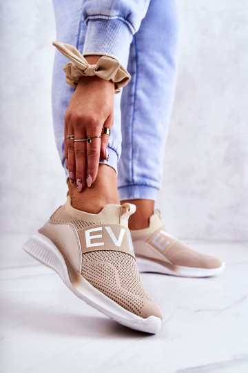 Femminile scarpe da ginnastica Un modello convincente beige Lorane