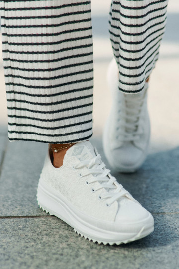 Scarpe per il tempo libero Z Haftem con una piattaforma Lee Cooper LCIN-25-31-3465L Colore bianco 2