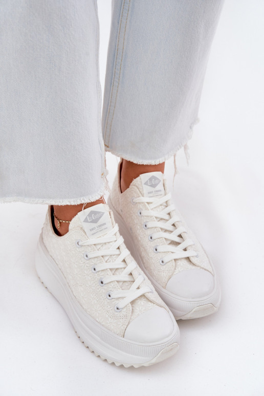 Scarpe per il tempo libero Z Haftem con una piattaforma Lee Cooper LCIN-25-31-3465L Colore bianco Scarpe per il tempo libero Z Haftem con una piattaforma Lee Cooper LCIN-25-31-3465L Colore bianco