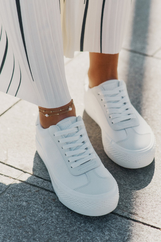 Scarpe per il tempo libero con una piattaforma Big Star RR274337 Colore bianco