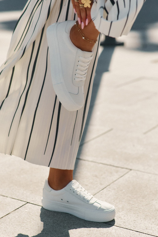 Scarpe per il tempo libero con una piattaforma Big Star RR274337 Colore bianco