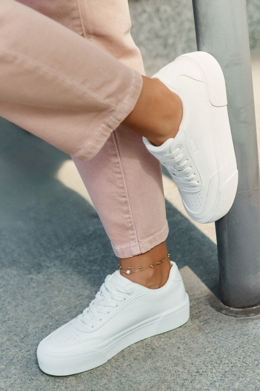 Basso Scarpe modello sneakers in ecopelle Big Star RR274303 Colore bianco Basso Scarpe modello sneakers in ecopelle Big Star RR274303 Colore bianco