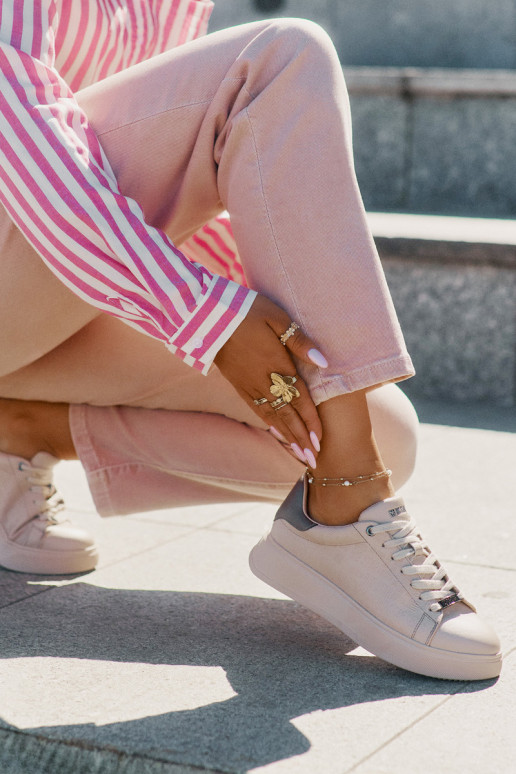 Scarpe modello sneakers Femminile in ecopelle Big Star RR274259 beige Scarpe modello sneakers Femminile in ecopelle Big Star RR274259 beige