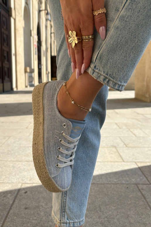 Scarpe per il tempo libero con una piattaforma Con treccia Lee Cooper LCIN-25-02-3283 colore blu Scarpe per il tempo libero con una piattaforma Con treccia Lee Cooper LCIN-25-02-3283 colore blu