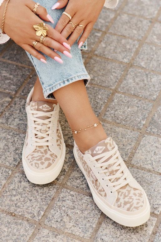 Basso Scarpe per il tempo libero con motivi di pelliccia di leopardo Lee Cooper LCIN-25-02-3330L beige Basso Scarpe per il tempo libero con motivi di pelliccia di leopardo Lee Cooper LCIN-25-02-3330L beige