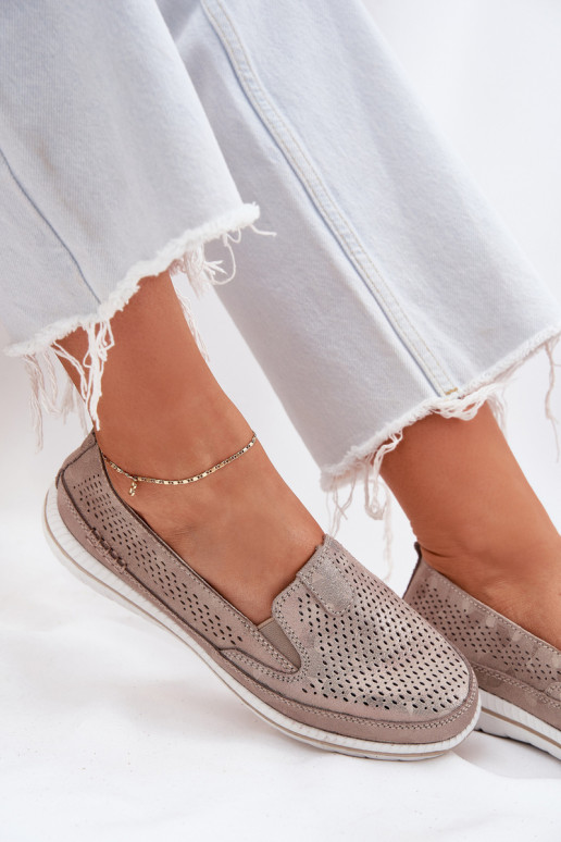 Pelle scamosciata traforata scarpe mocassini da donna colore dorato Redileine Pelle scamosciata traforata scarpe mocassini da donna colore dorato Redileine