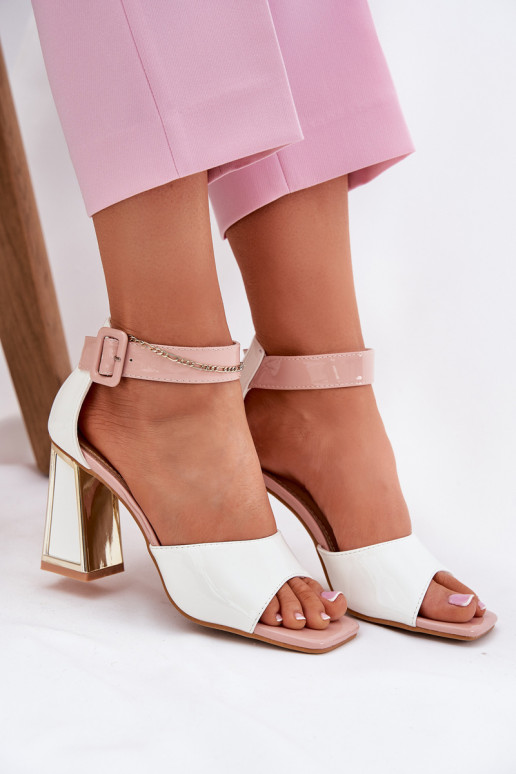 Sandali laccati da donna con i tacchi Vinceza 20266 Colore bianco Sandali laccati da donna con i tacchi Vinceza 20266 Colore bianco