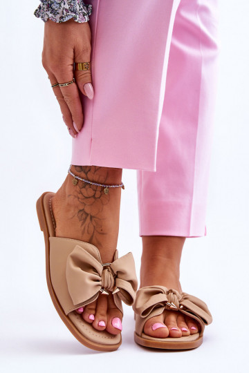 Pantofole da donna in pelle con fiocchi, color sabbia, "Becky"