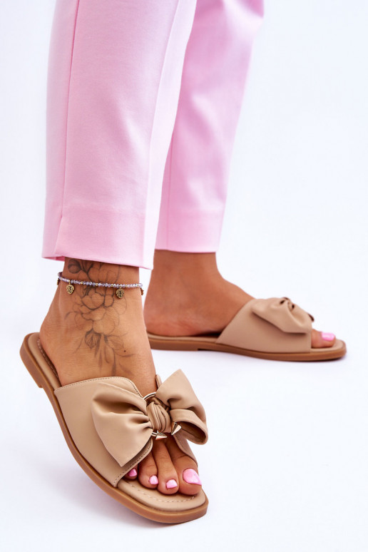 Femminile Pantofole in pelle con nastri beige Becky Femminile Pantofole in pelle con nastri beige Becky