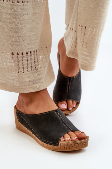Comode pantofole da donna Su un cuneo Inblu NG000002 colore nero