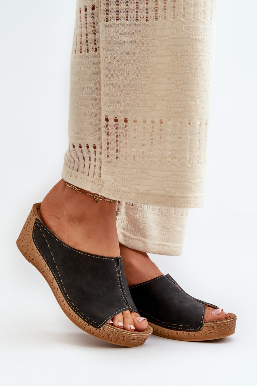 Comode pantofole da donna Su un cuneo Inblu NG000002 colore nero