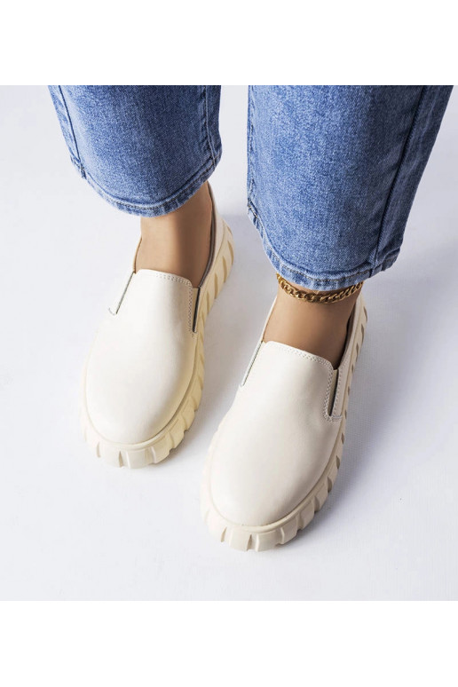 Stivaletti color sabbia, „Igreja"