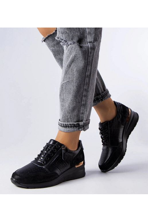 Stivaletti neri traforati in pelle,...