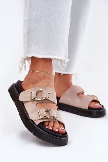 Pantofole da donna in pelle scamosciata Con decorazionii con fibbiemi Big Star RR274659 Tonalità rosa chiaro