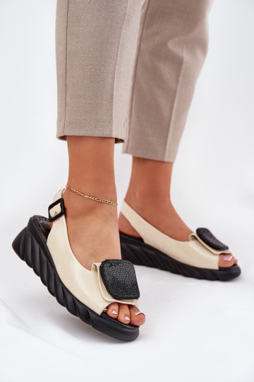 Scarpe lucide color sabbia con tacco e decorazione per donna, Artiker 56C1567 2