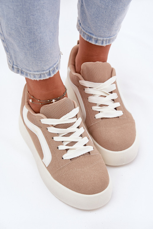 Scarpe modello sneakers Femminile con una piattaforma colore kaki Tellnira