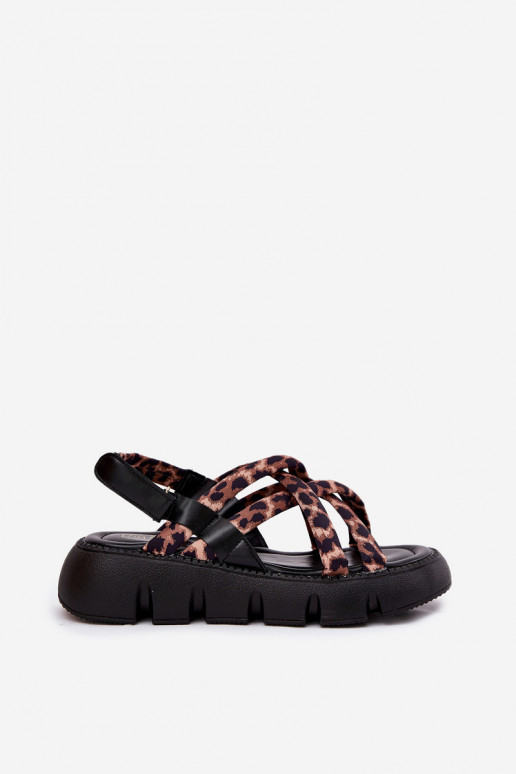 Sandali da donna con una piattaforma con strisce con motivi di pelliccia di leopardo Filamira