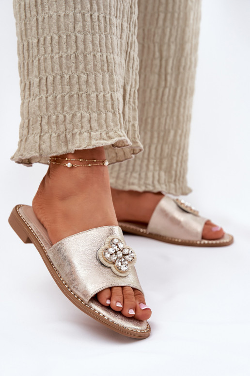 Pantofole da donna con tacchi larghi Con decorazioni Detalem S.Barski KV51-087 colore dorato